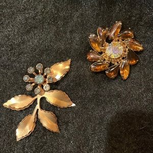 VTG MCM Brooches unsigned lot of 2